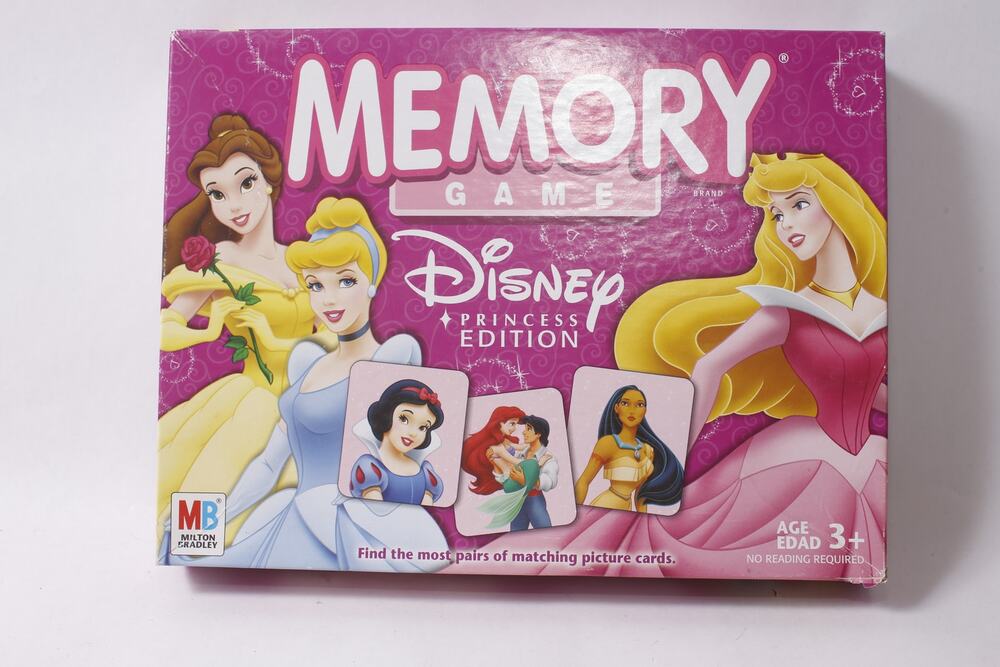 2004 Memory Game Disney Princess Edition by Milton Bradley ~ 260817-WH 1199